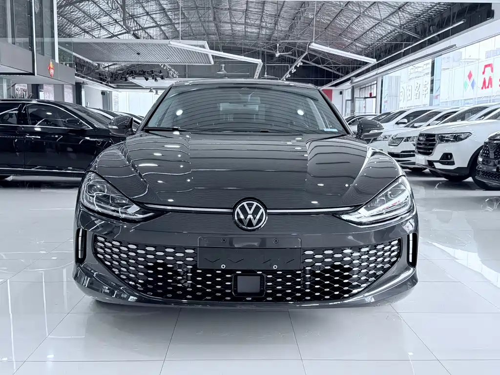 Volkswagen Lamando — миниатюра 2