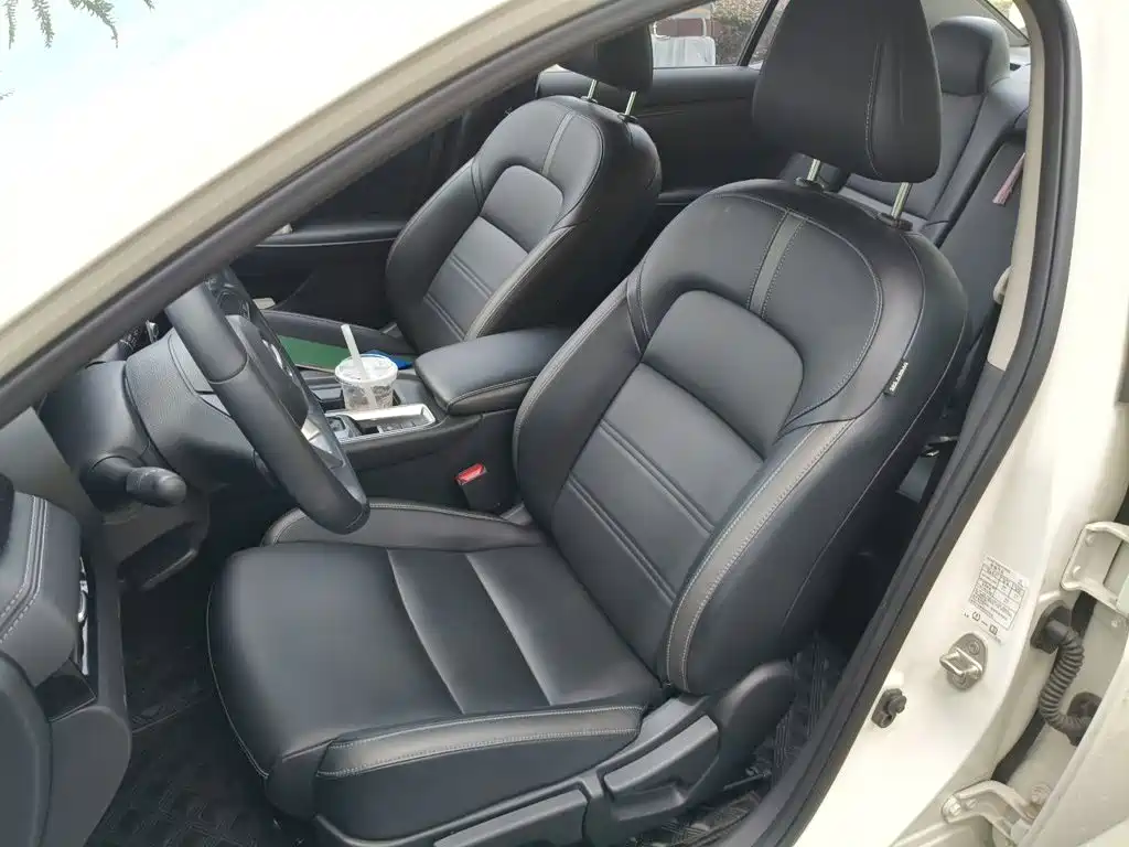 Nissan Sylphy — миниатюра 8