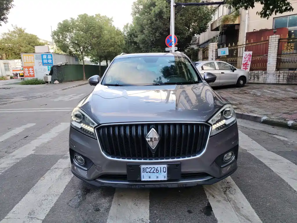 Borgward BX7 — миниатюра 2