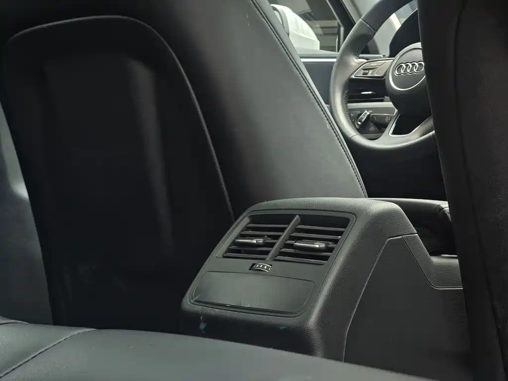 Audi A4L — миниатюра 13