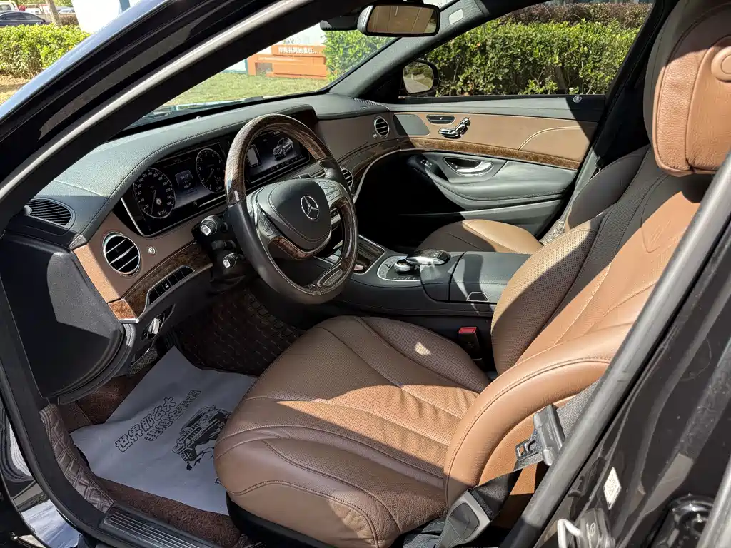 Mercedes-Benz S-Class — миниатюра 8