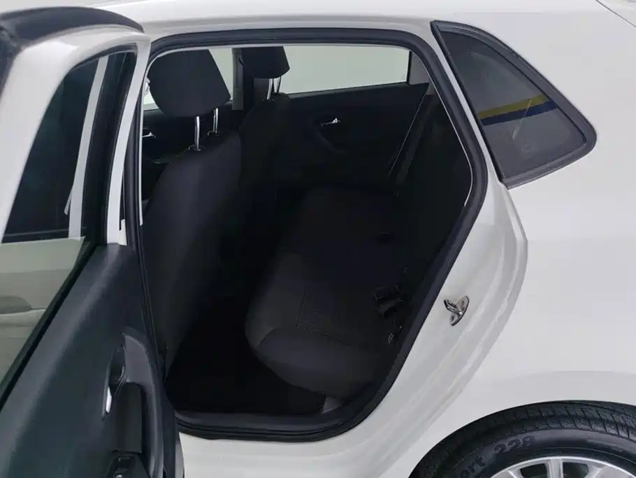 Volkswagen Polo — миниатюра 11