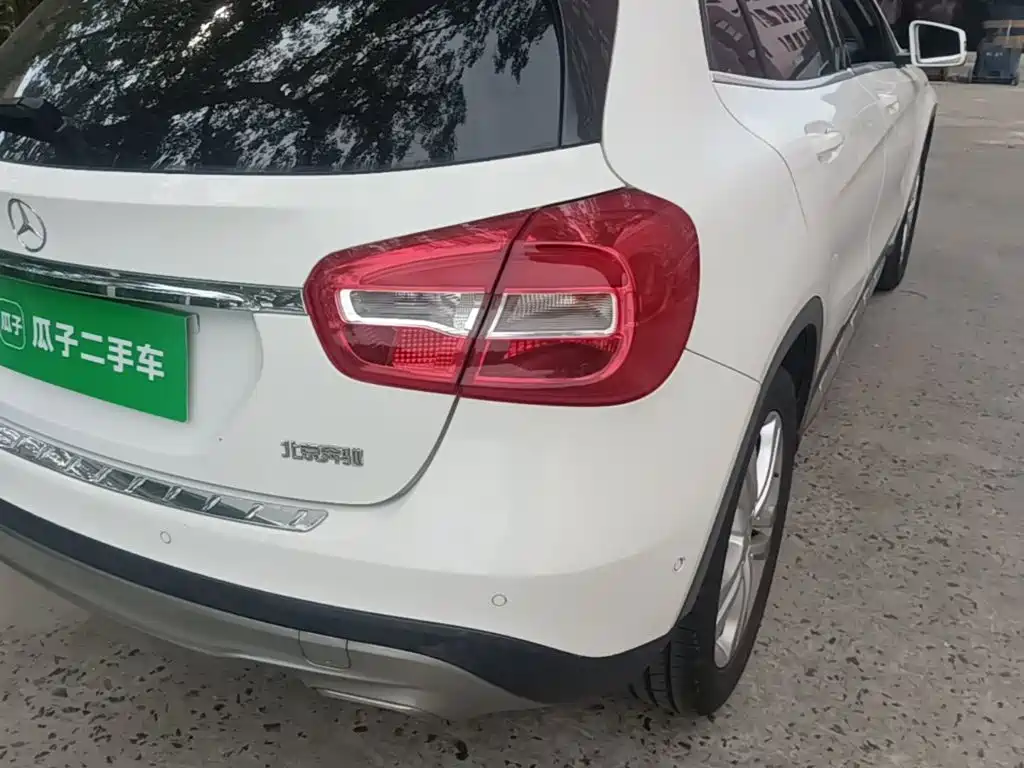 Mercedes-Benz GLA — миниатюра 8
