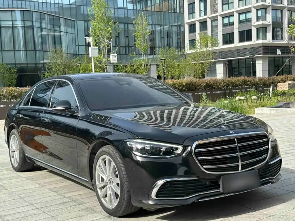 Mercedes-Benz S-Class — миниатюра 7