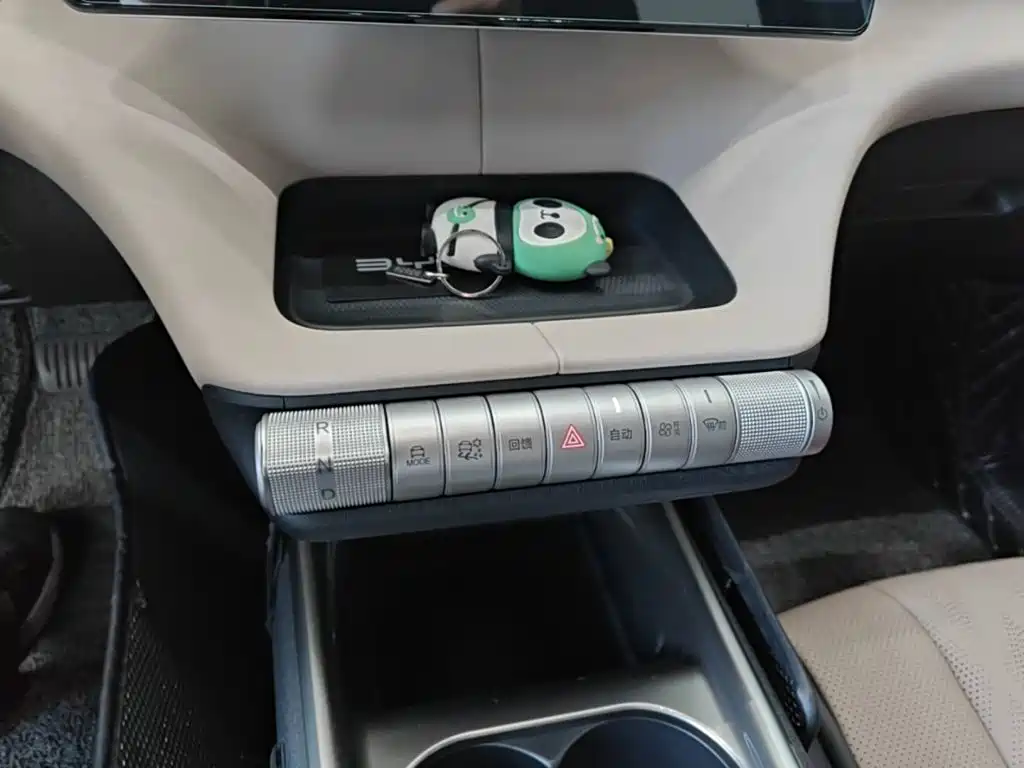 BYD Dolphin — миниатюра 14
