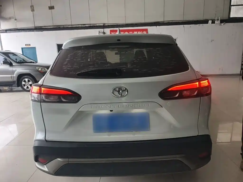 Toyota Frontlander — миниатюра 6