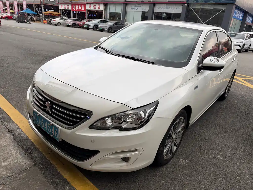 Peugeot 408