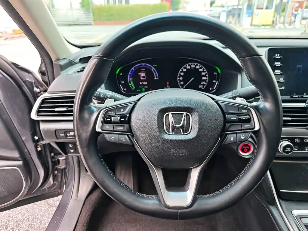 Honda Accord — миниатюра 13
