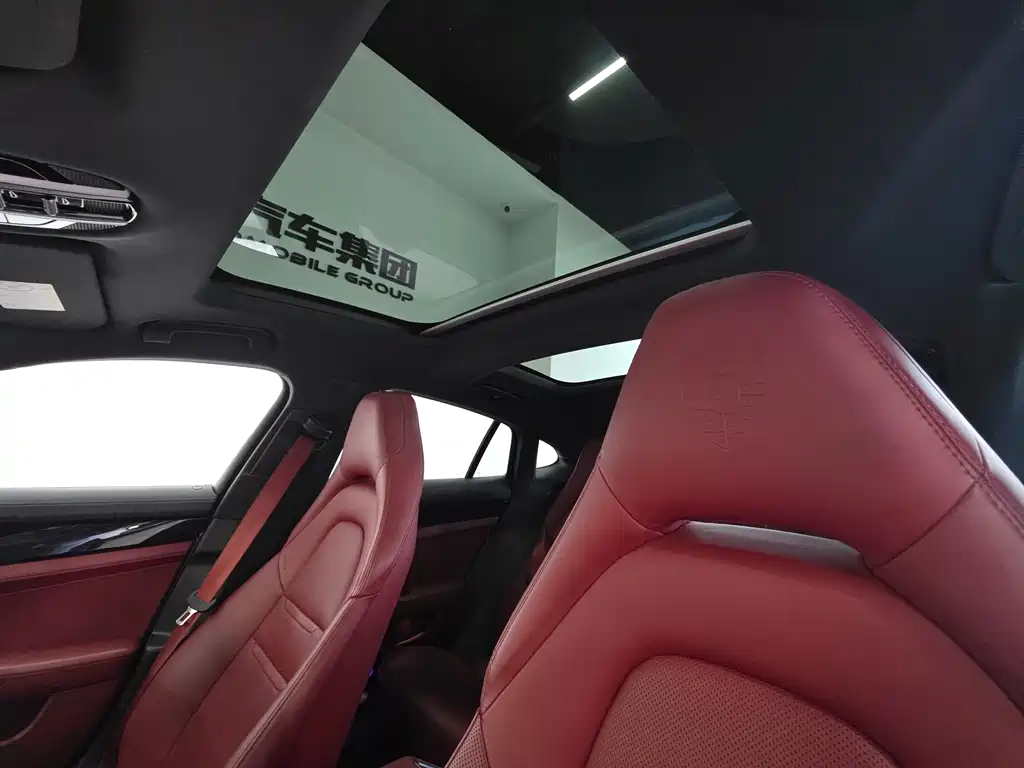 Porsche Panamera — миниатюра 21