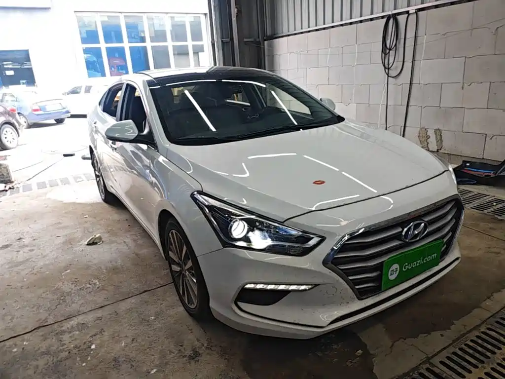 Hyundai Mistra — миниатюра 4