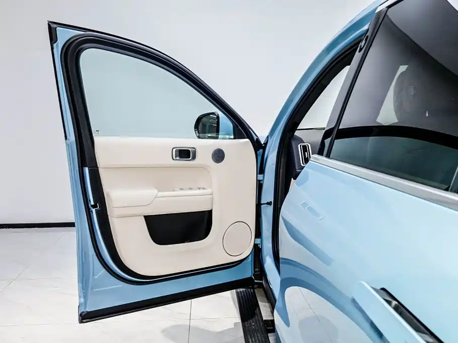 Li Auto Li L8 — миниатюра 8