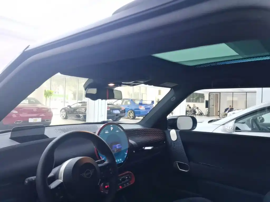 MINI MINI COOPER EV — миниатюра 18