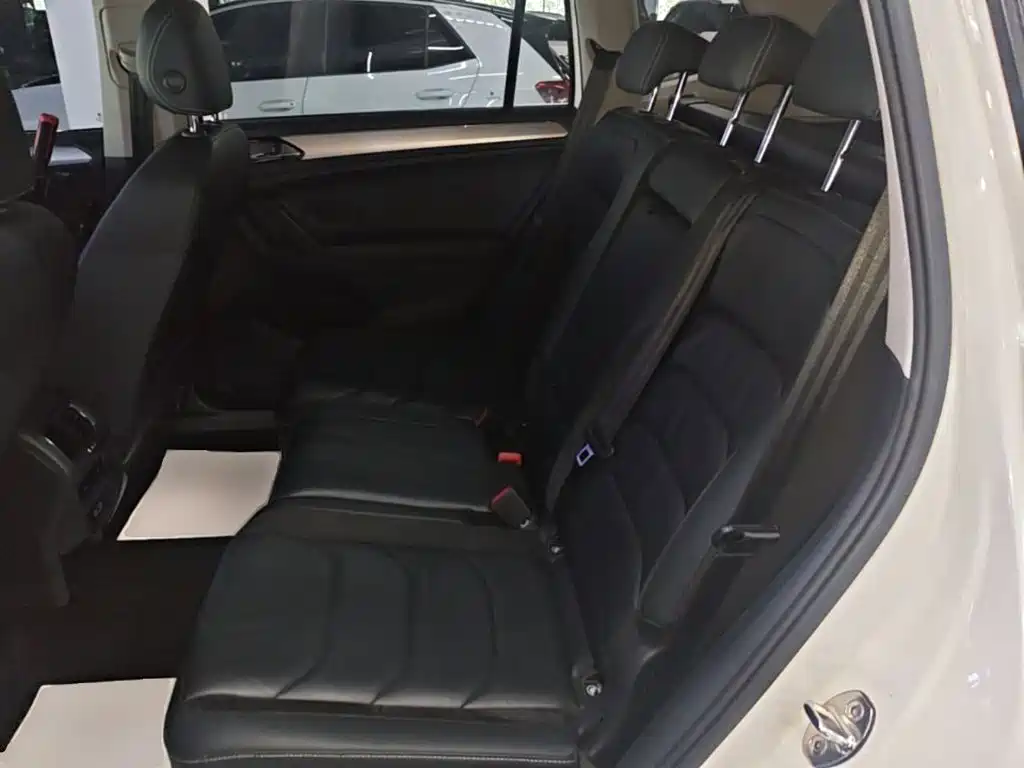 Volkswagen Tiguan L — миниатюра 17