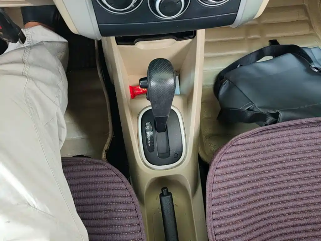 Venucia R50 — миниатюра 10