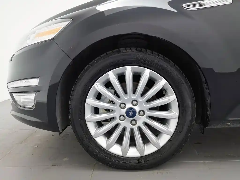 Ford Mondeo — миниатюра 17
