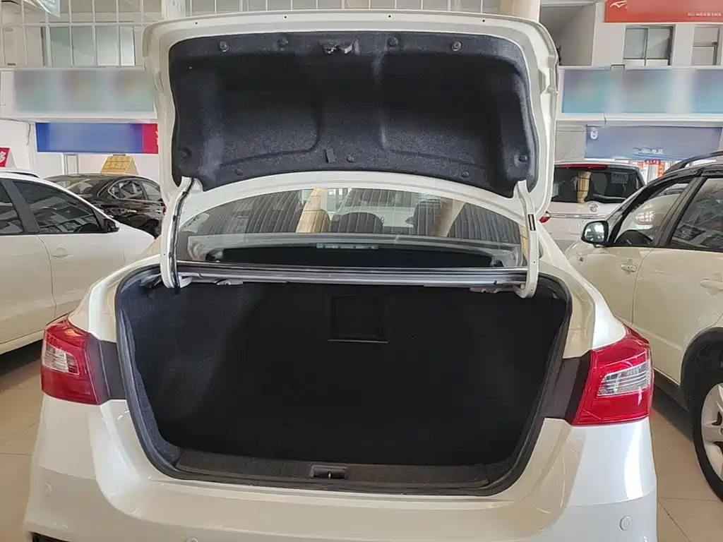 Nissan Sylphy — миниатюра 19