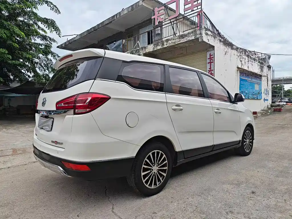 BAW Weiwang M50F — миниатюра 7