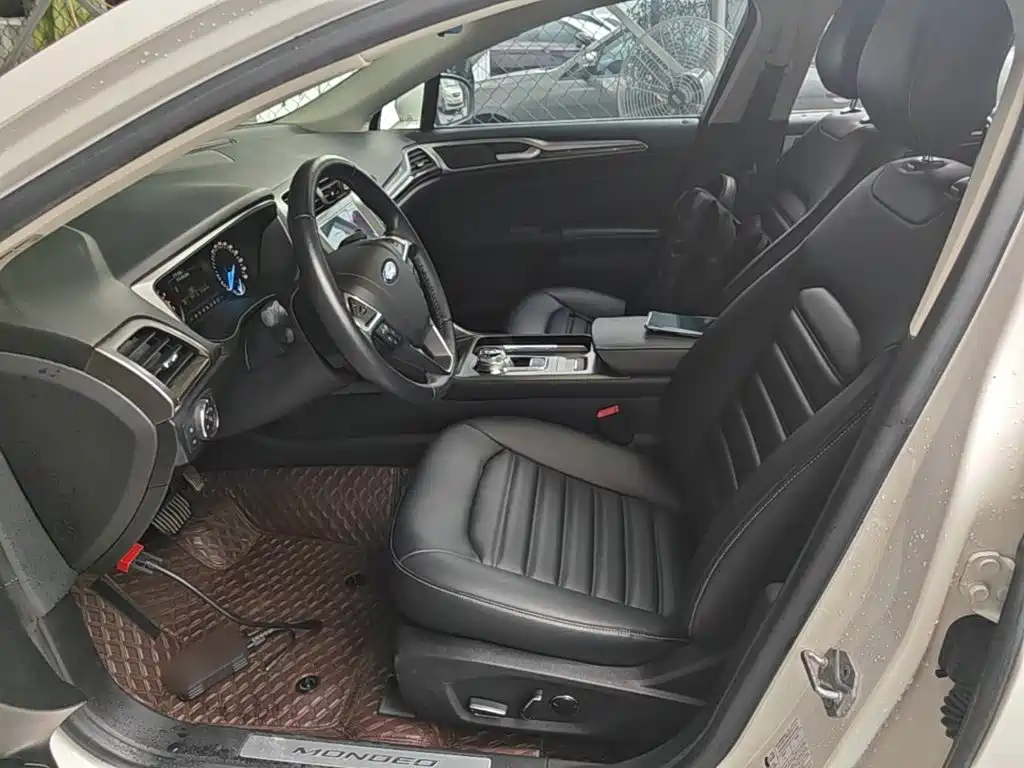 Ford Mondeo — миниатюра 15