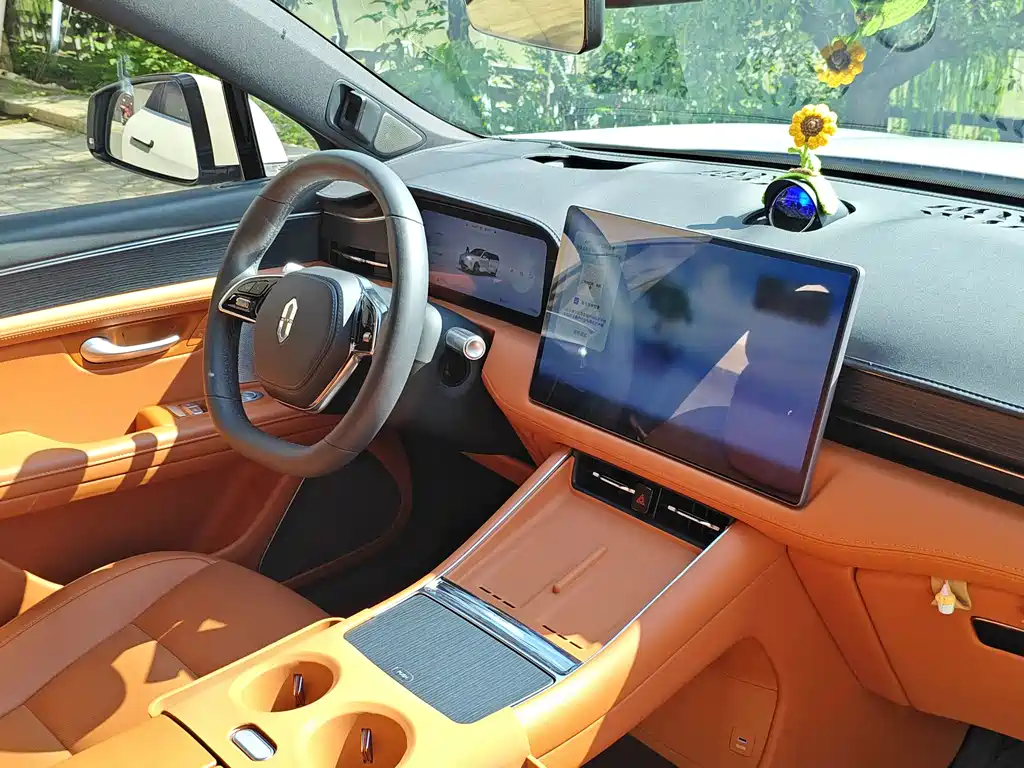 AITO AITO M5 — миниатюра 17