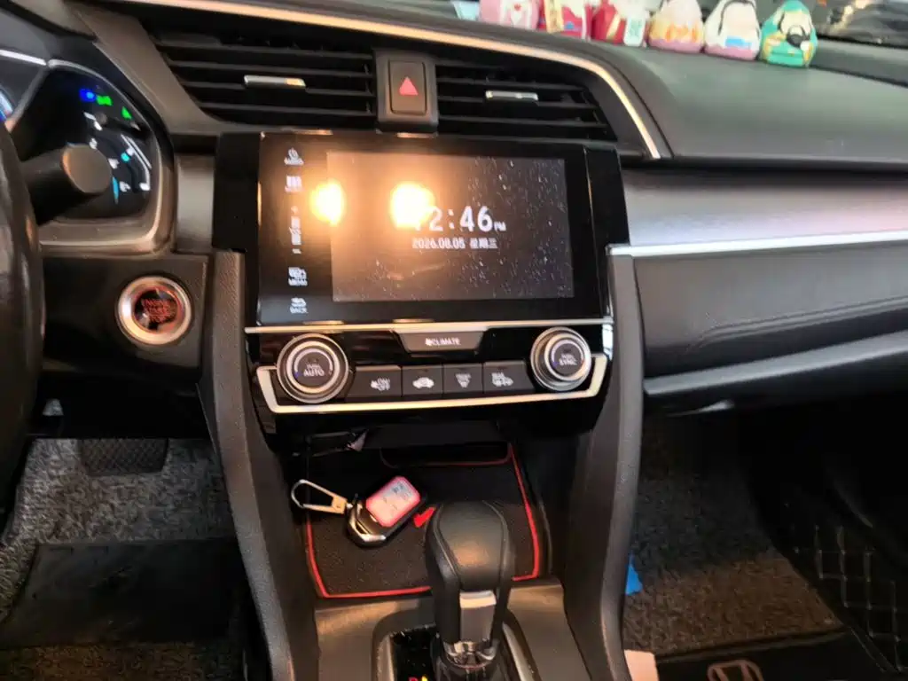 Honda Civic — миниатюра 13