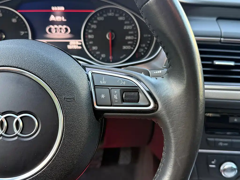 Audi A6L — миниатюра 12