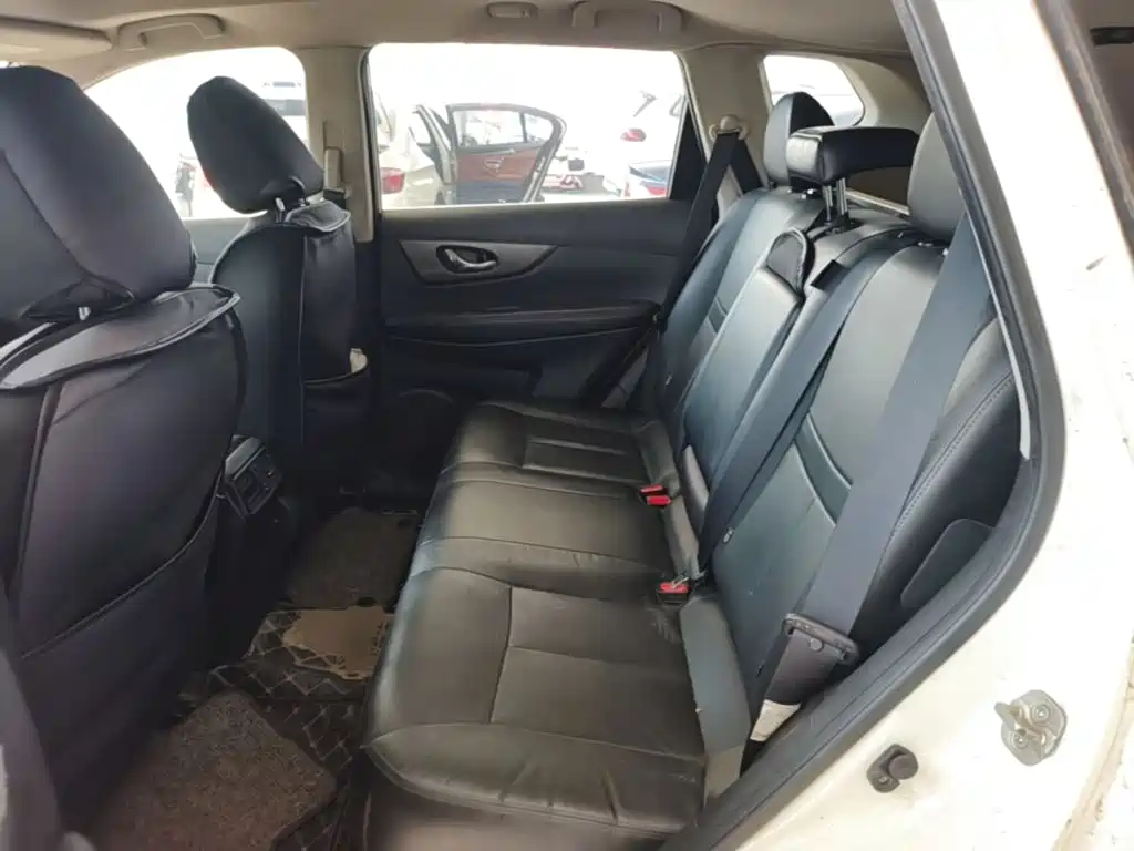 Nissan X-Trail — миниатюра 17