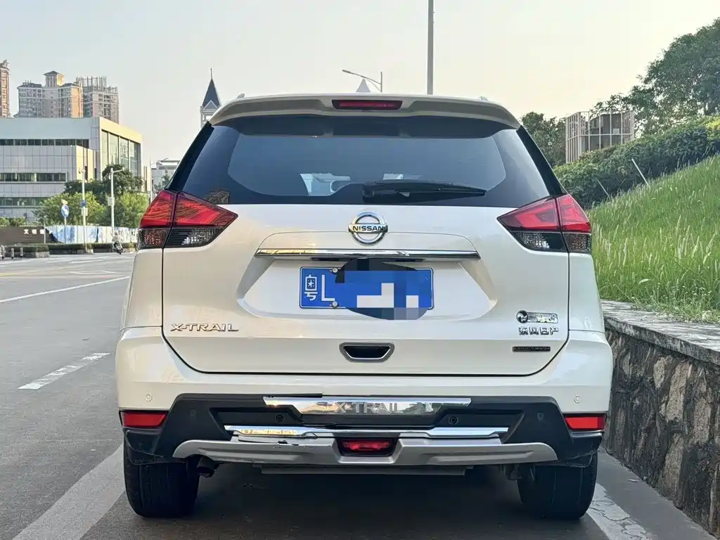 Nissan X-Trail — миниатюра 3