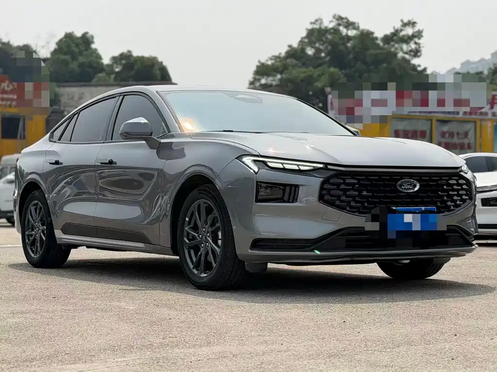 Ford Mondeo 2025 2.0T EcoBoost Luxury