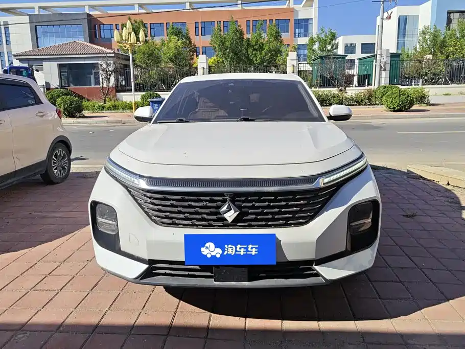 Baojun RC-5 — миниатюра 2