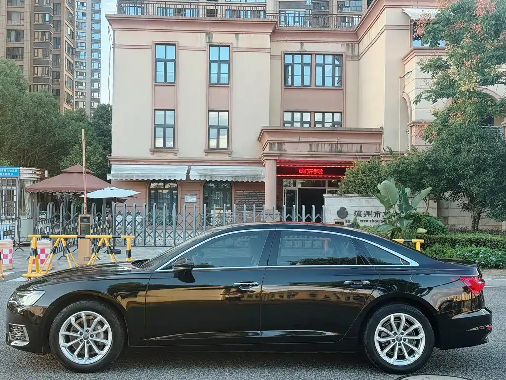 Audi A6L — миниатюра 4