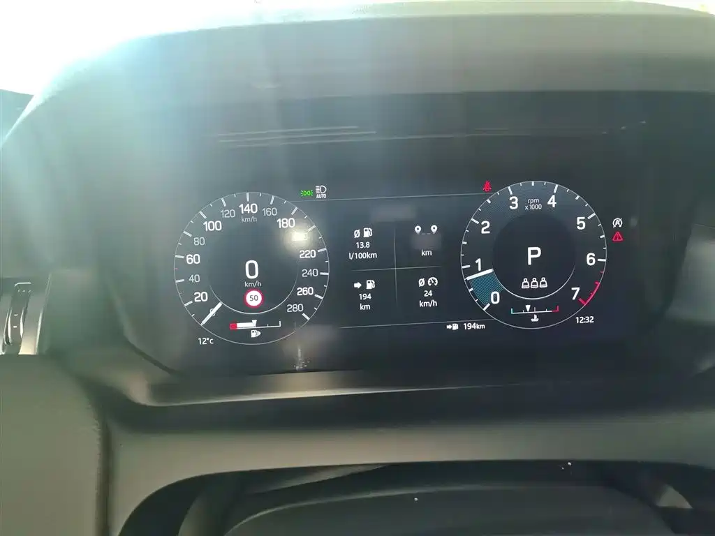 LAND ROVER DISCOVER SPORTS