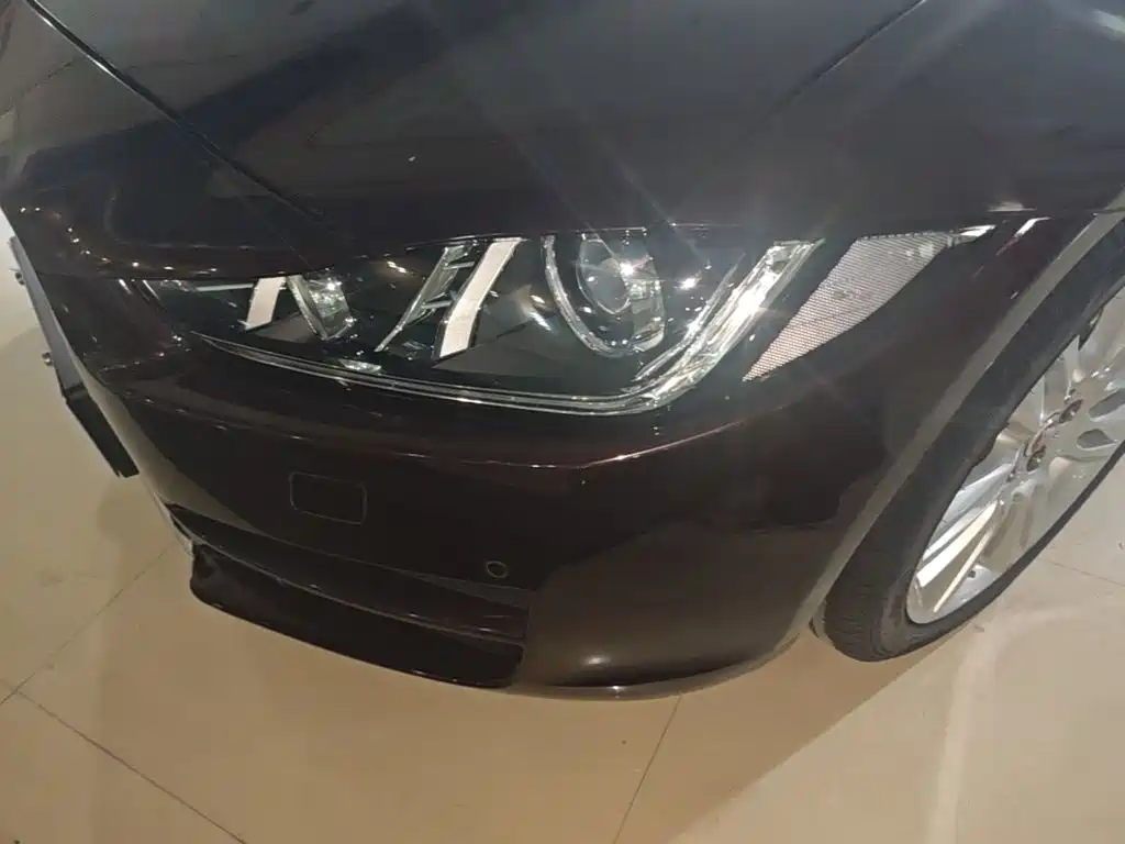 Jaguar XEL — миниатюра 24