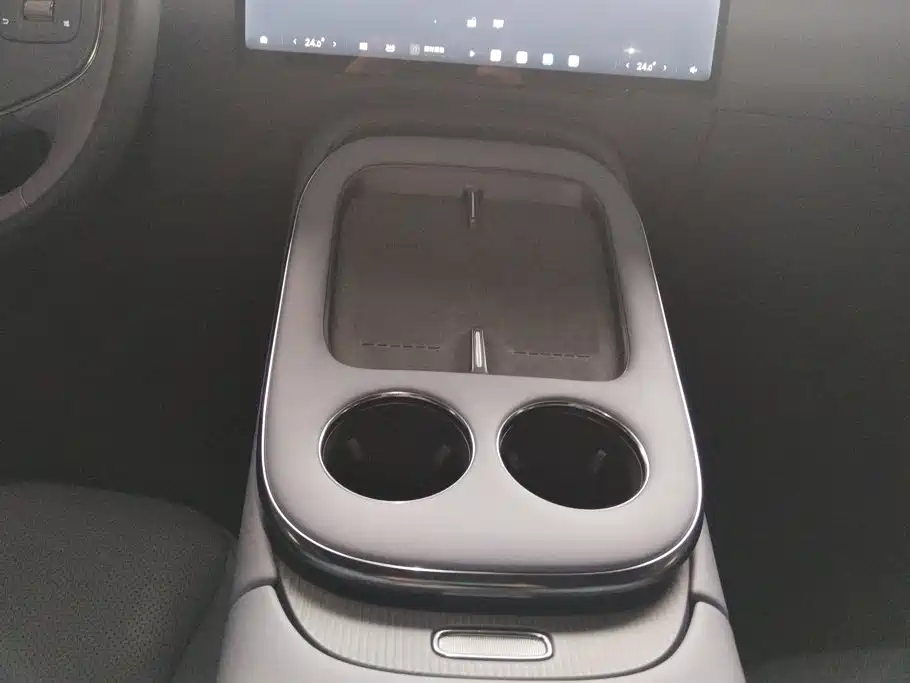 XPeng G7 — миниатюра 16