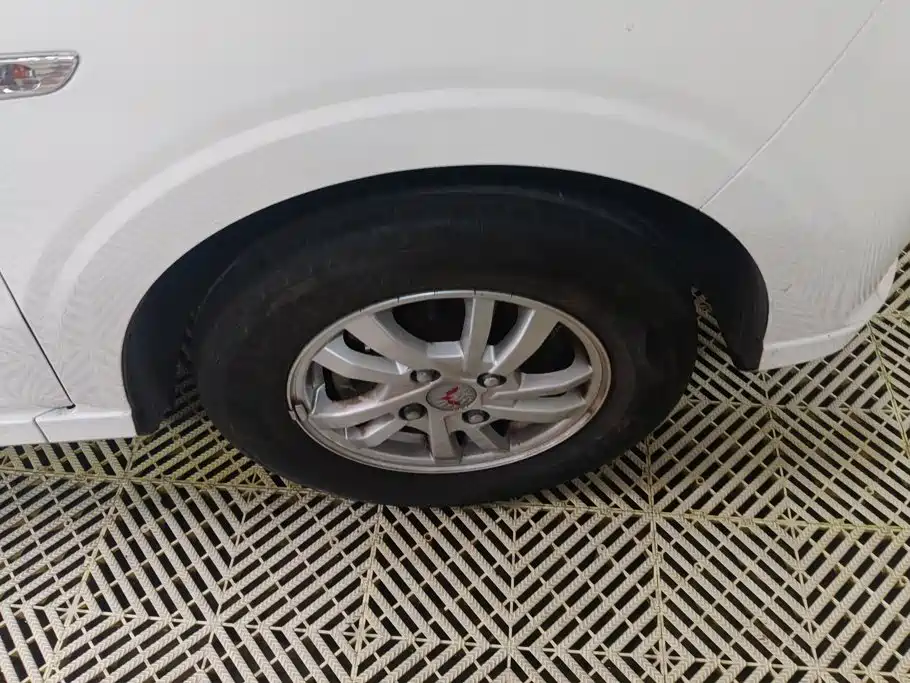 Wuling Hongguang — миниатюра 6