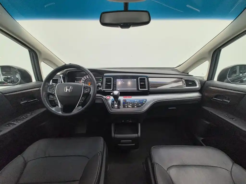 Honda Elysion — миниатюра 5