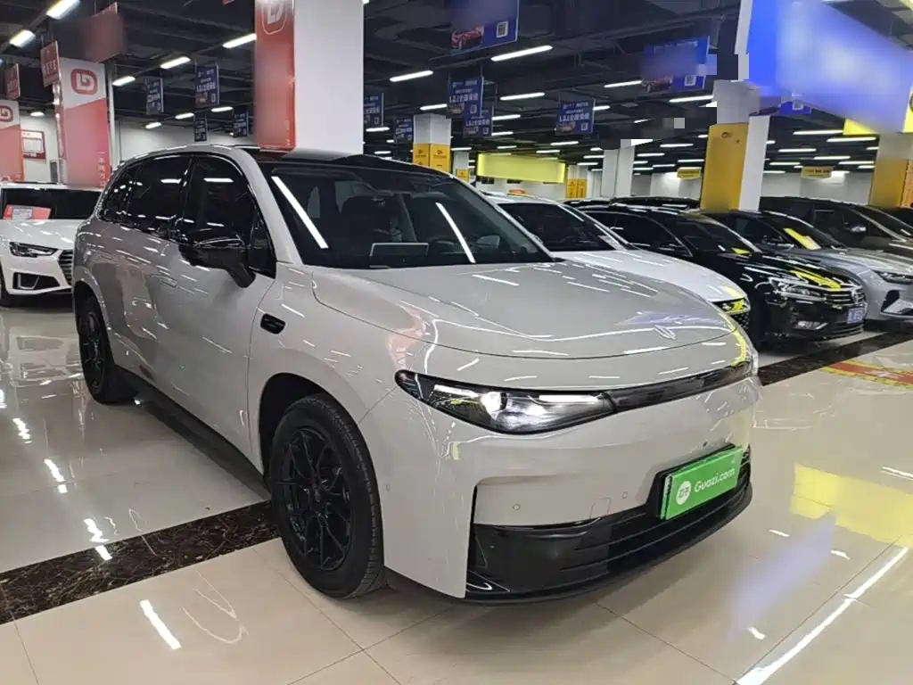 Leapmotor Leapmotor C10 — миниатюра 4