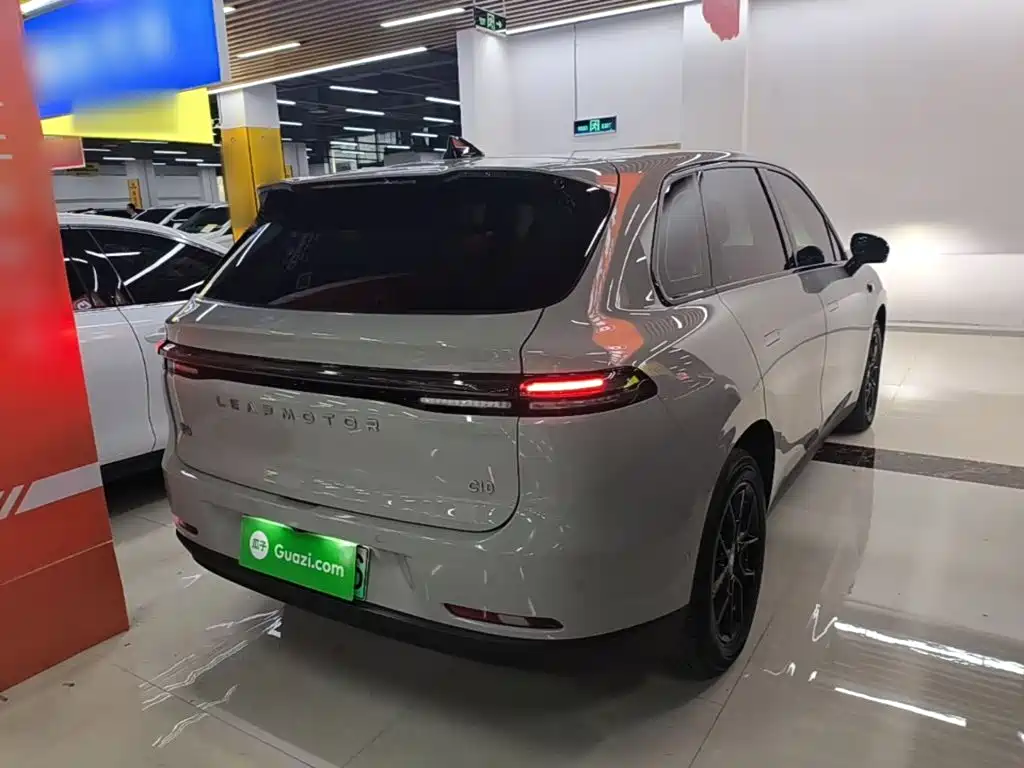 Leapmotor Leapmotor C10 — миниатюра 7