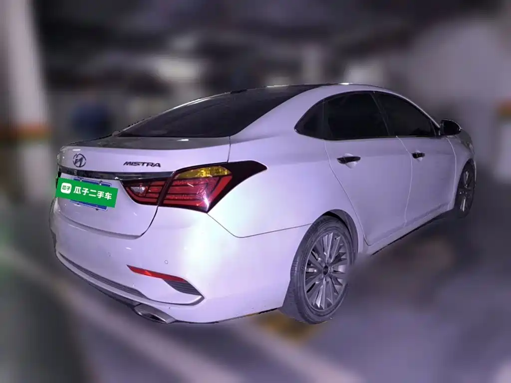 Hyundai Mistra — миниатюра 4