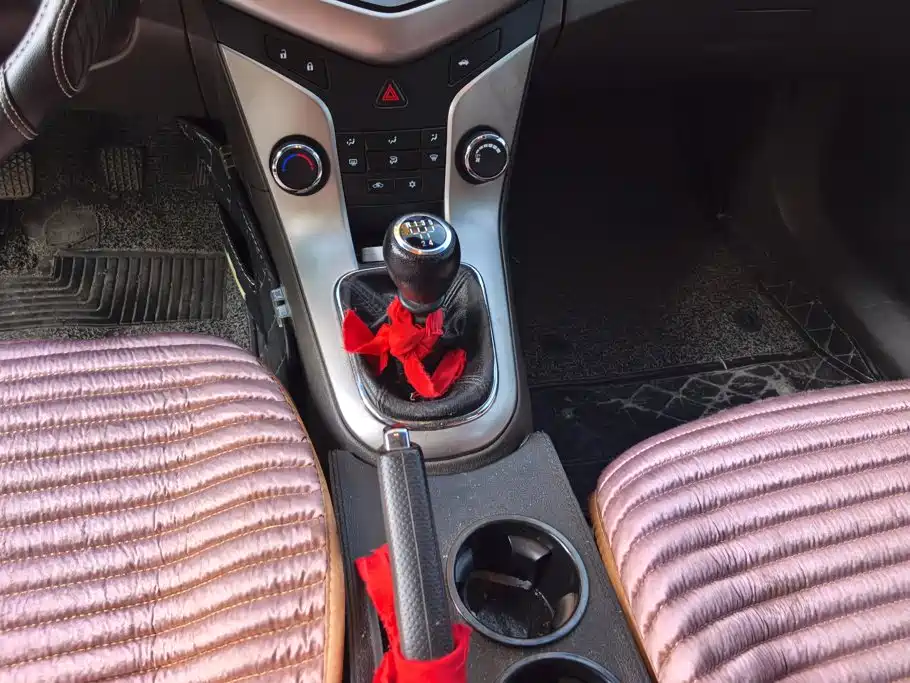 Chevrolet Cruze — миниатюра 16