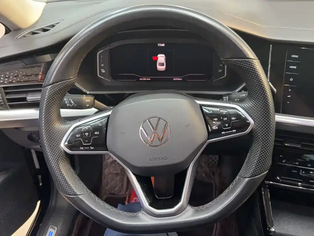 Volkswagen Passat PHEV — миниатюра 4