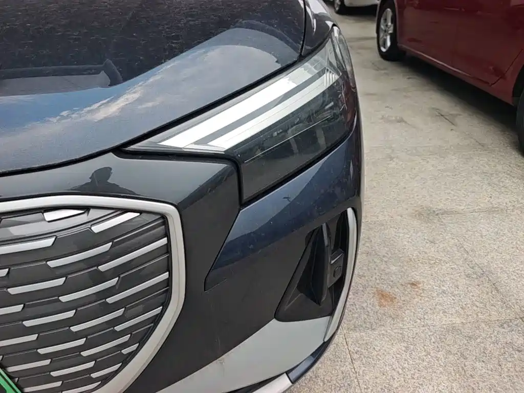 Audi Q4 e-tron — миниатюра 24
