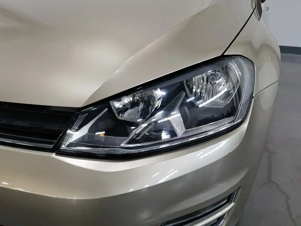 Volkswagen Golf — миниатюра 7