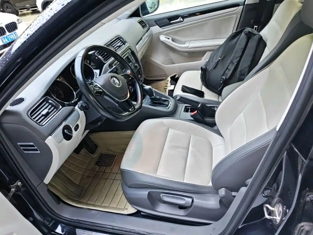 Volkswagen Sagitar — миниатюра 15