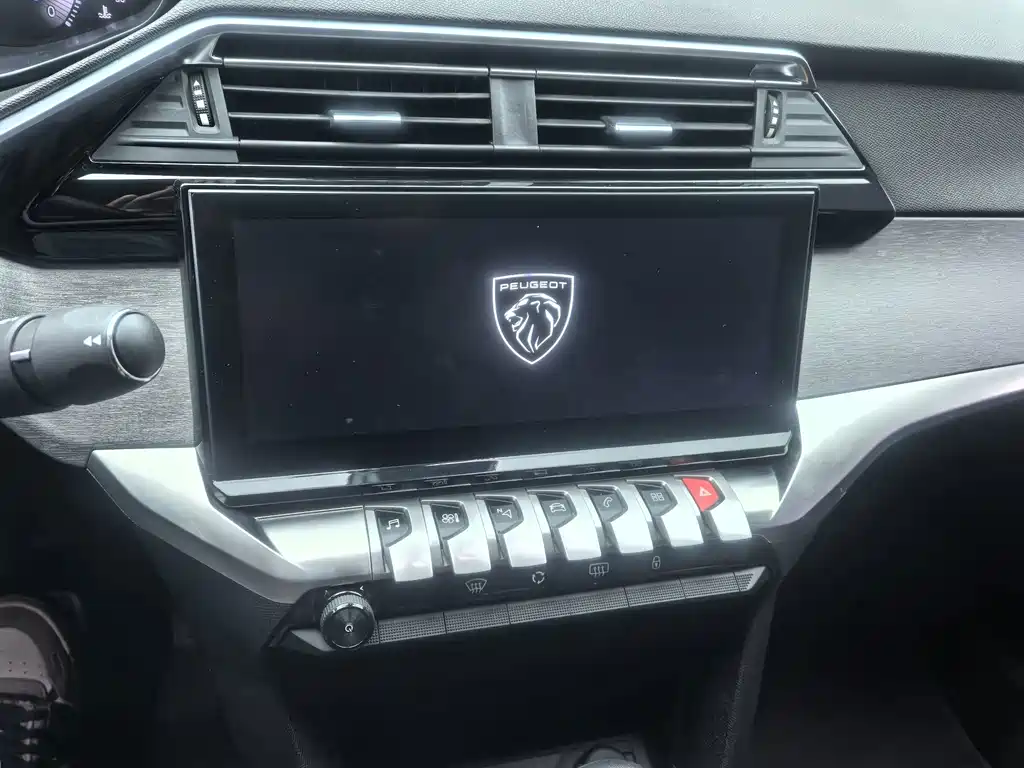 Peugeot 408 — миниатюра 16