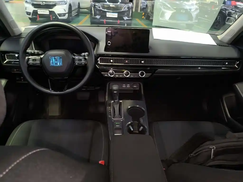 Honda Civic — миниатюра 10