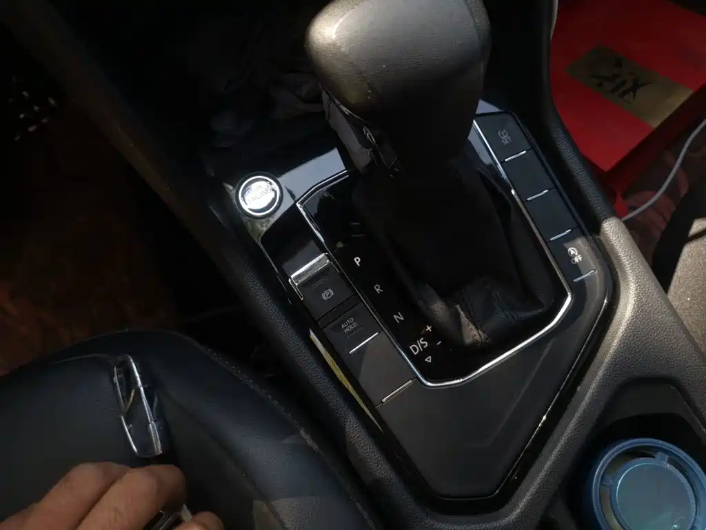 Volkswagen Tiguan L — миниатюра 10