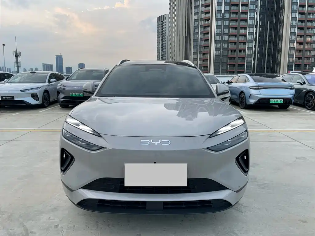 BYD Sealion 06