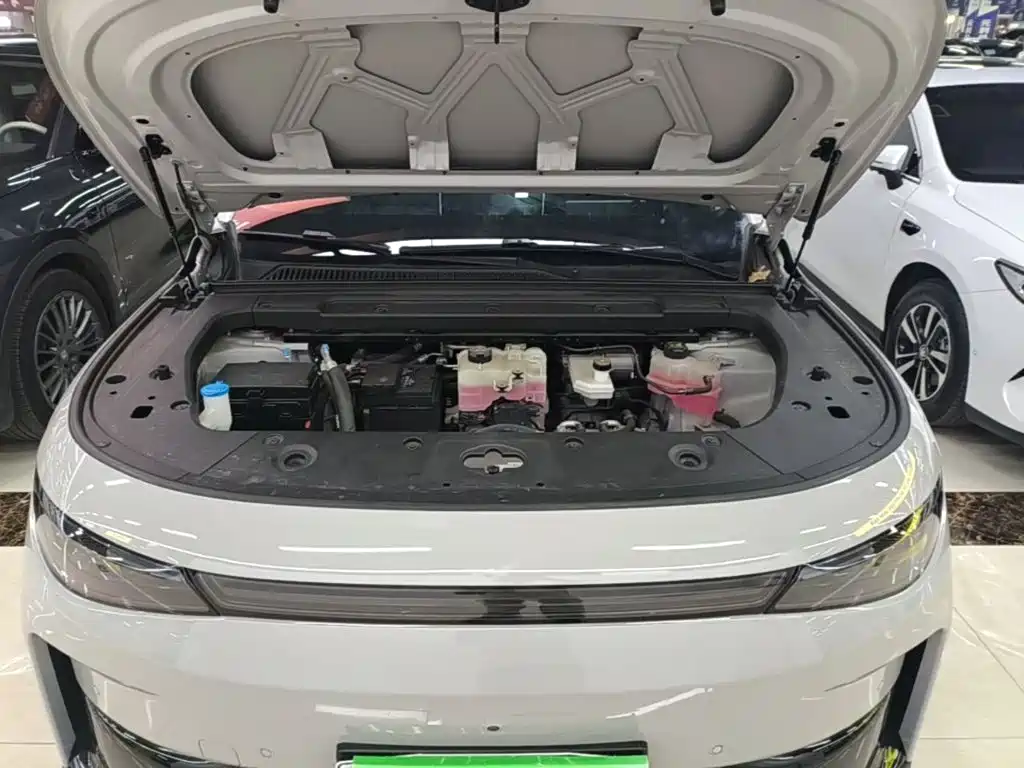 Leapmotor Leapmotor C10 — миниатюра 20
