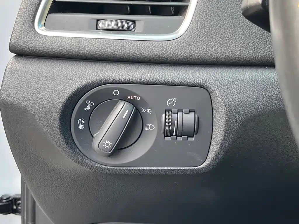 Audi Q3 — миниатюра 18