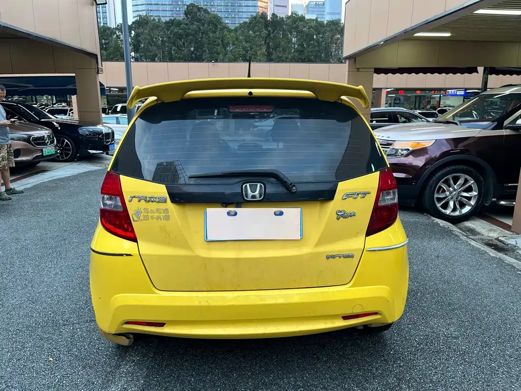 Honda Fit — миниатюра 5